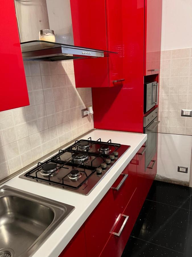Stay In Style - Vibrant Condo In San Giovanni Lupatoto Luaran gambar